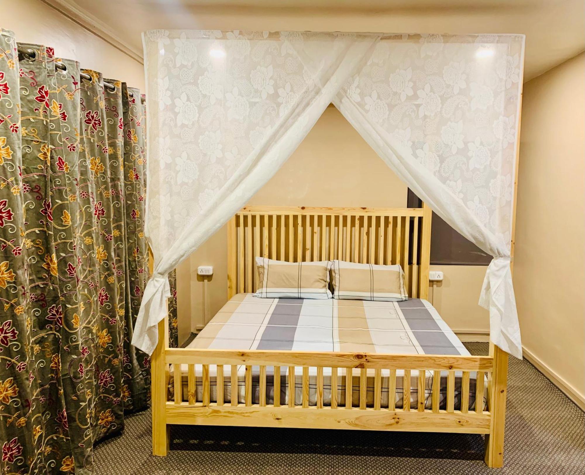 The Chinar Retreat Hut Hotel Srīnagar Екстериор снимка