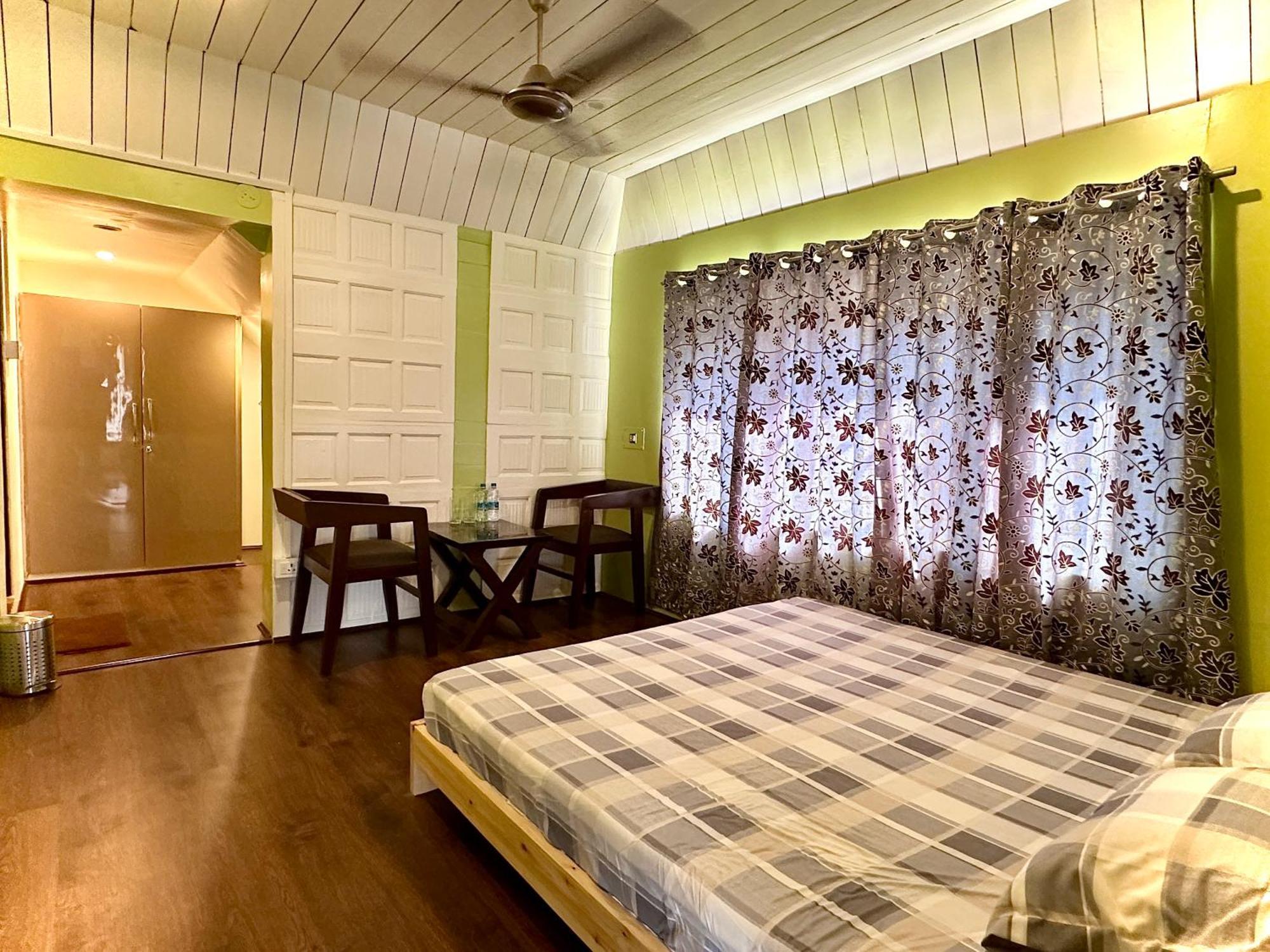 The Chinar Retreat Hut Hotel Srīnagar Екстериор снимка