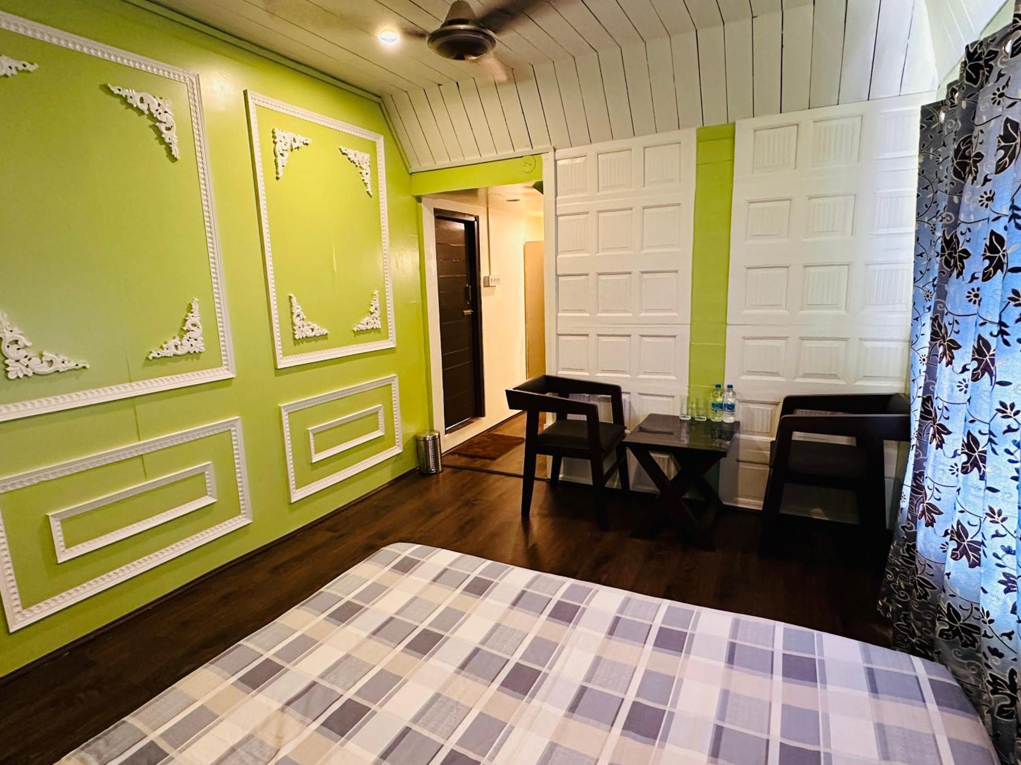 The Chinar Retreat Hut Hotel Srīnagar Екстериор снимка